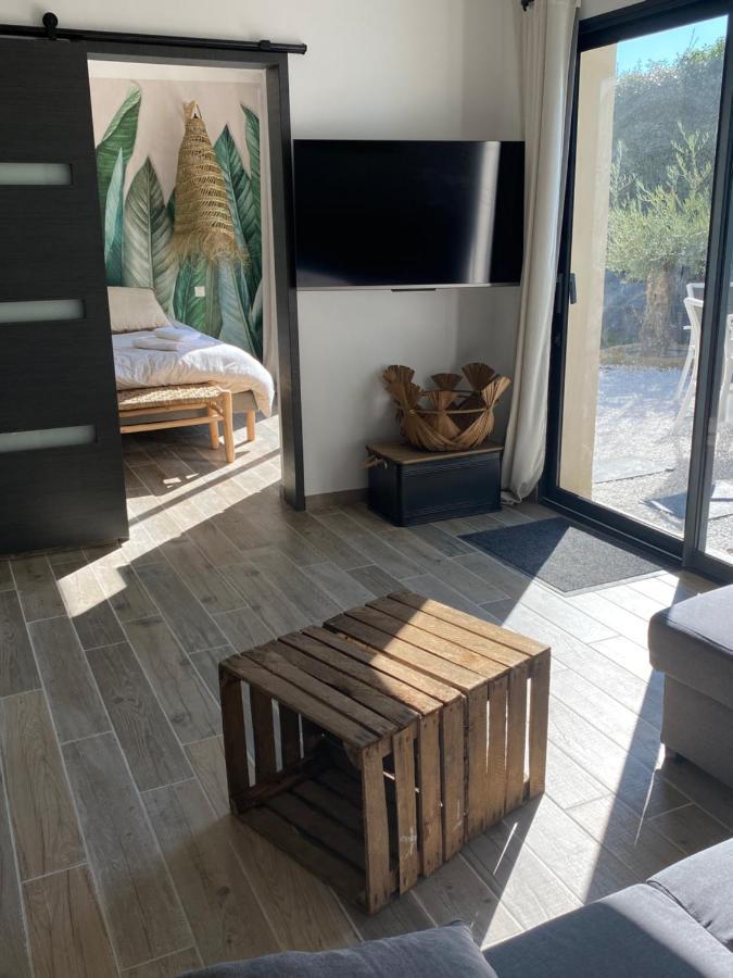 Petit Nid Douillet En Luberon Avec Spa Ansouis Exterior photo